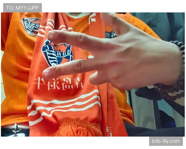 观点：为追求定位球防守，部分球队中后卫选材过于强调身高而牺牲机动性